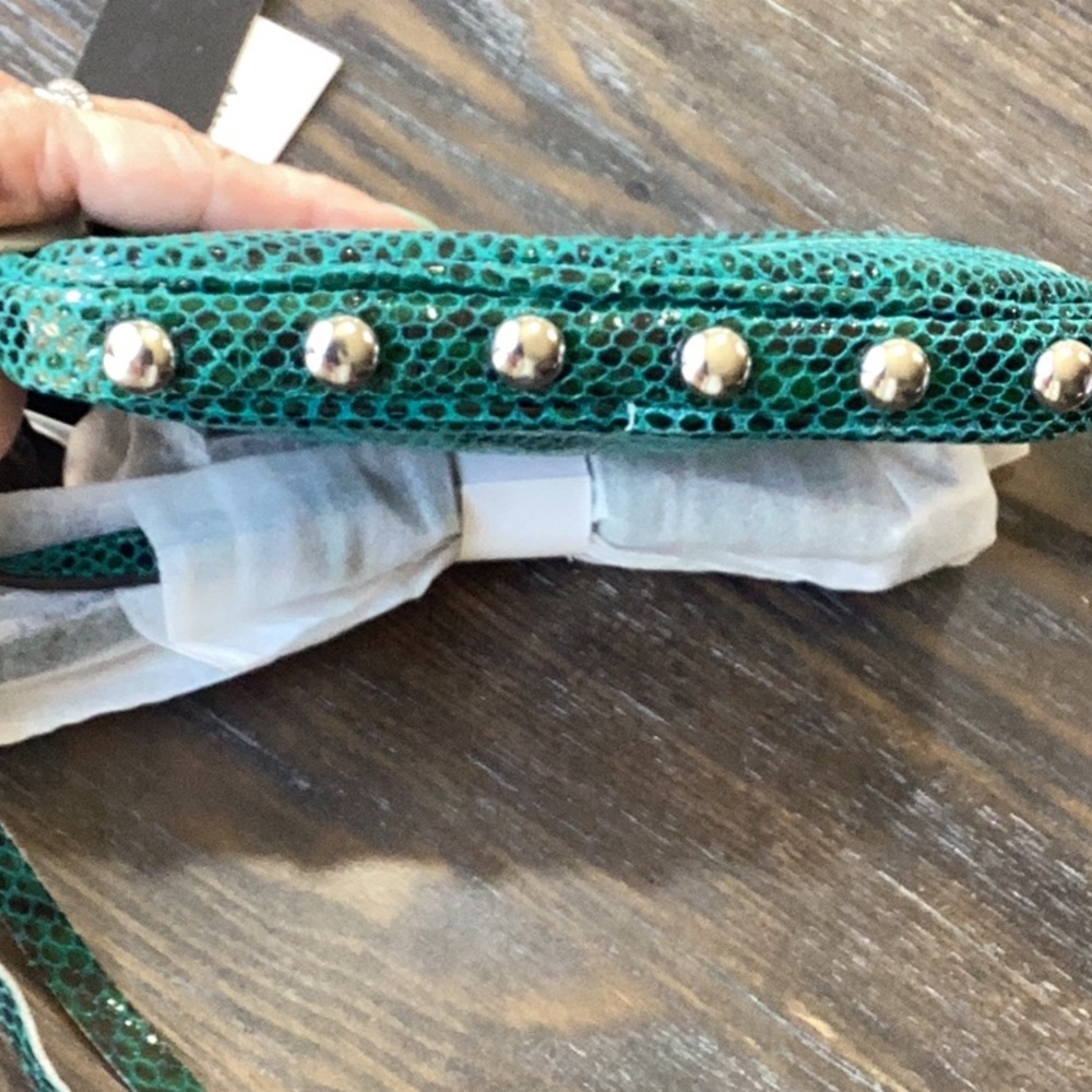 Aimee Kestenberg Green Snake Embossed Leather Crossbody Bag with Silver Hardware - Picture 7 of 12